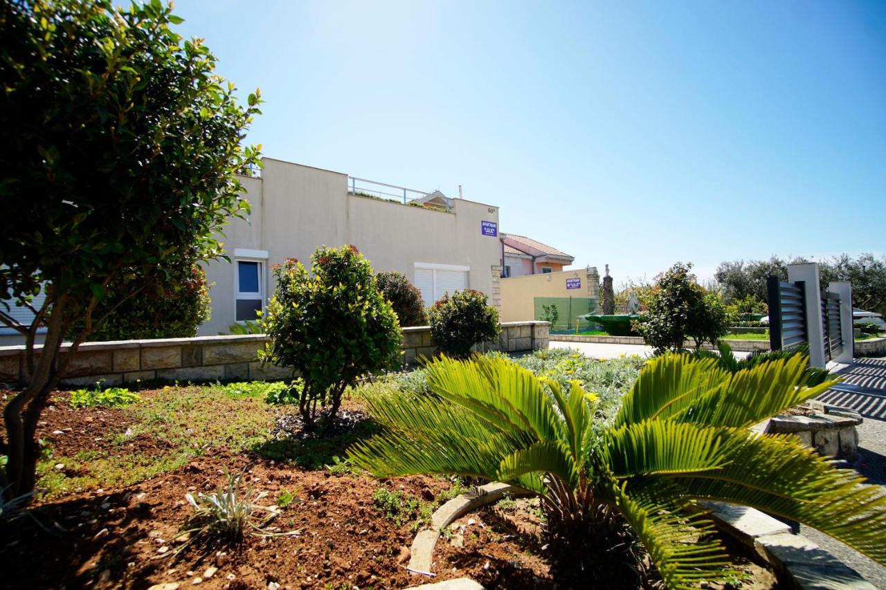 Apartments Lulic Zadar Bagian luar foto