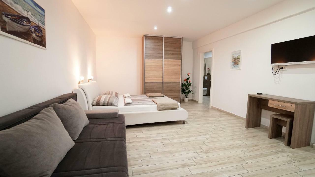Apartments Lulic Zadar Bagian luar foto
