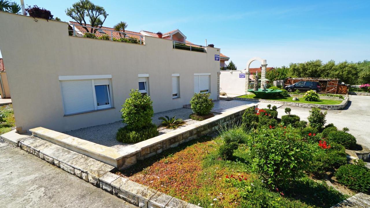 Apartments Lulic Zadar Bagian luar foto