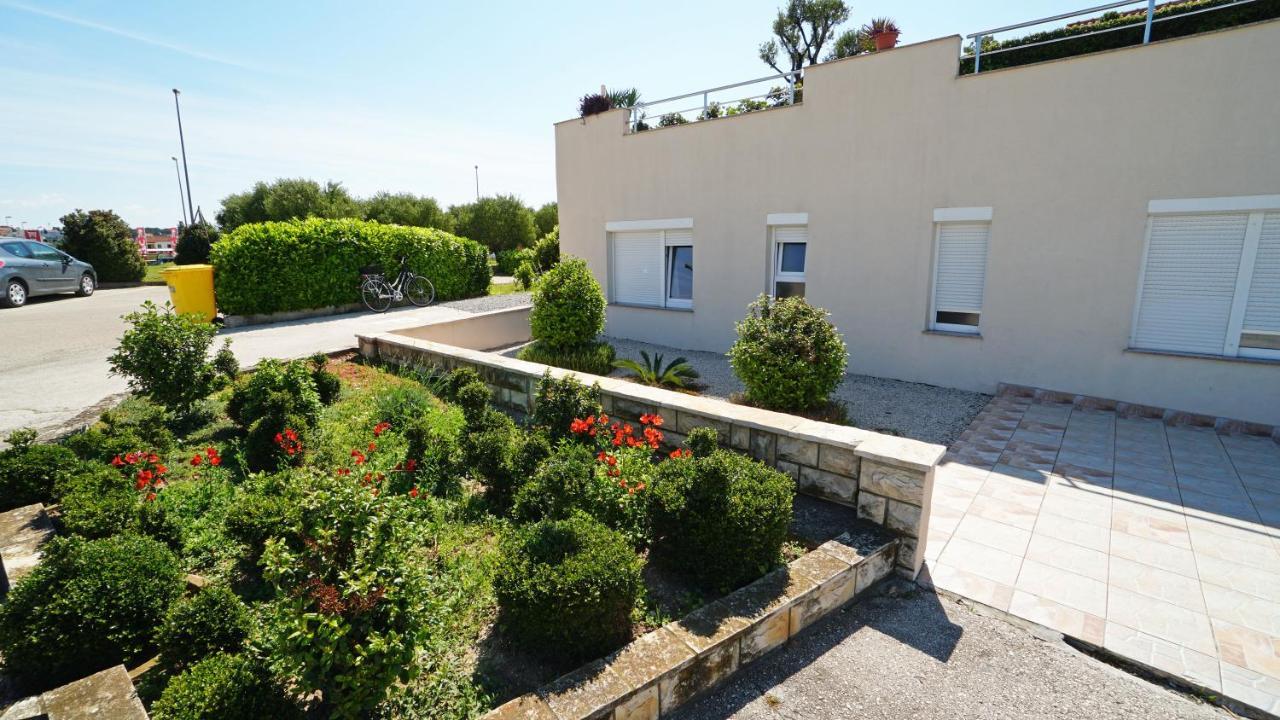 Apartments Lulic Zadar Bagian luar foto